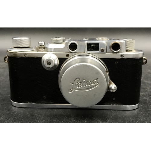 868 - A rare issue to Wesermünde Gestapo edition of a Leica IIIa 35mm rangefinder camera 1938 No. 299724 w... 