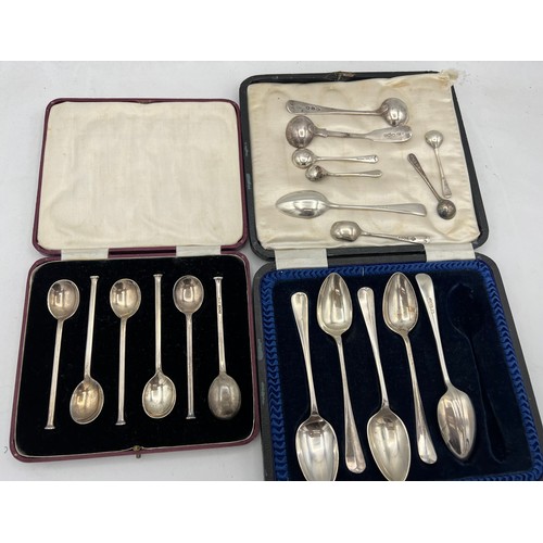 848 - Silver spoons to include a boxed set of six Sheffield 1928, boxed set of five and other salt spoons ... 