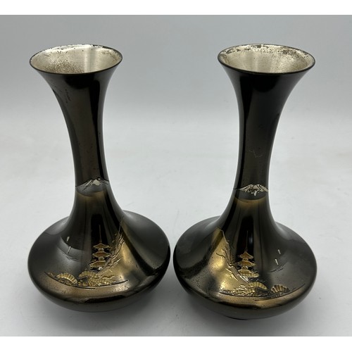 882 - A vintage Japanese damascene plate and vases. Vase 18cm h, plate 24.5cm d.