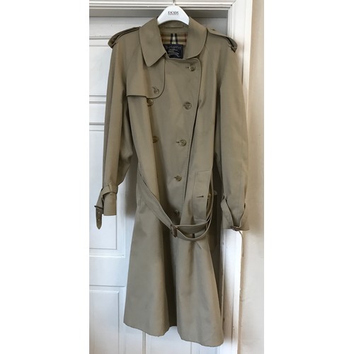 1077 - A gents Burberry trench coat with belt size 52 Regular 5021/CE G86C together a Burberry cashmere/woo... 