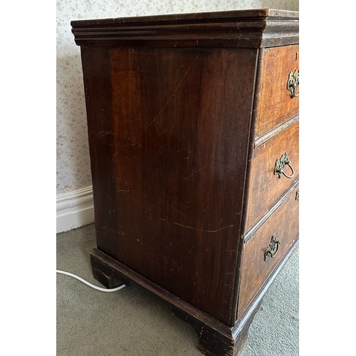 125 - A 19thC chest of two short over two long drawers on bracket feet. 84 w x 48.5 d x 77cm h.