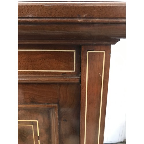 144 - An Edwardian mahogany inlaid bedside cupboard with floral inlay to front. 76cm h x 44 w x 39 d. Ivor... 