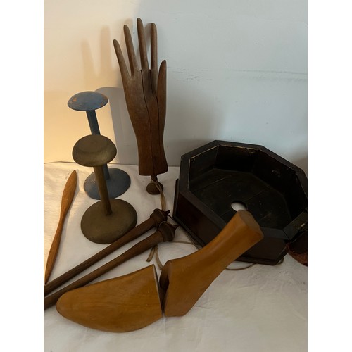 1235 - A quantity of treen to include hand glove stretcher, footstool etc.