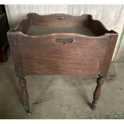 146 - A 19thC mahogany night stand with single drawer to front, on brass castors and with brass knobs. 49c... 