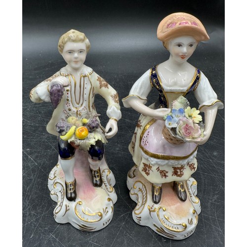 344 - Country Artist 'Trooping The Colour' Ltd Edition figure and ceramics to include Royal Worcester sauc... 