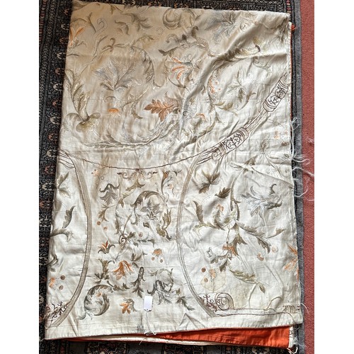 1064 - A large good quality Chinese silk embroidered panel with orange silk lining. Approx. 218 x 308cm.