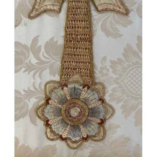 100 - Ecclesiastical embroidery with goldwork and silk work 58 x 58cm.