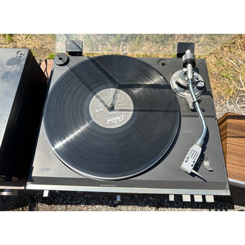 Vintage Toshiba 225 System Hi-Fi comprising AM/PM Stereo