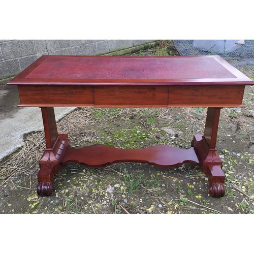 72 - A 19thC mahogany desk with three drawers to the front and red leather top. 125cm w x 59cm d x 46cm h... 