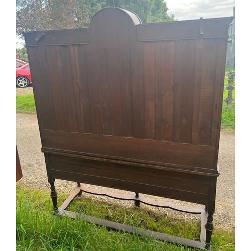 30A - An early 20thC solid oak high back dresser in the Georgian style. Two drawers to the base, the back ... 