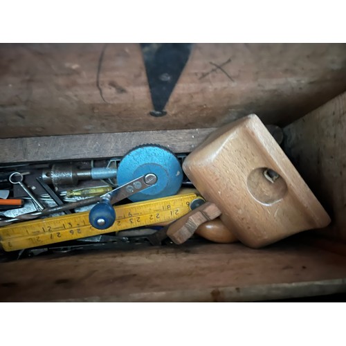 1327 - A vintage pine toolbox full of tools. 95cm w x 37cm d x 38cm h.