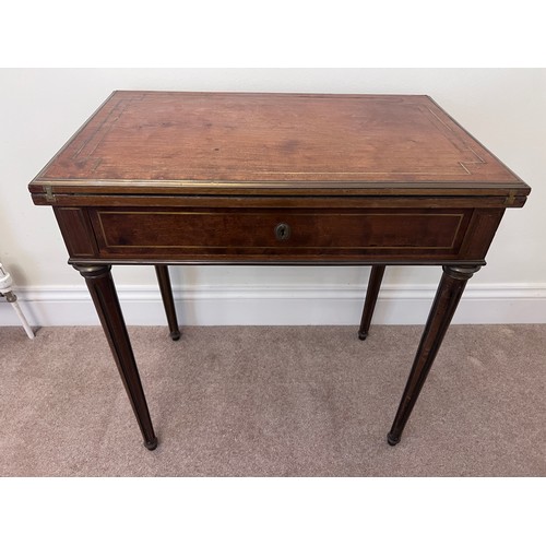 6 - A metamorphic continental mahogany and brass inlaid dressing/card table. 71 x 45.5 x 75cm h. Open 91... 