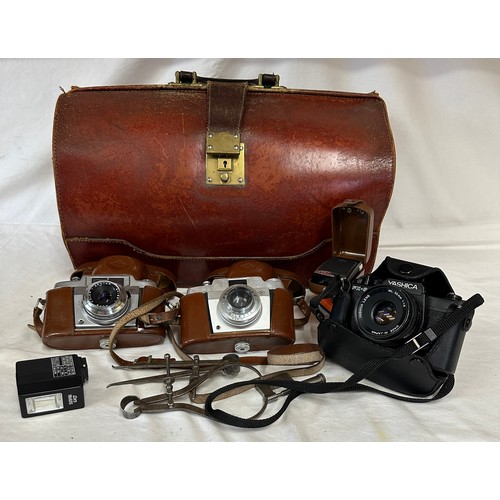 1317 - A miscellany to include 2 vintage cased Agfa Silette cameras, a Yashica FX-3 Super camera, a boxed A... 