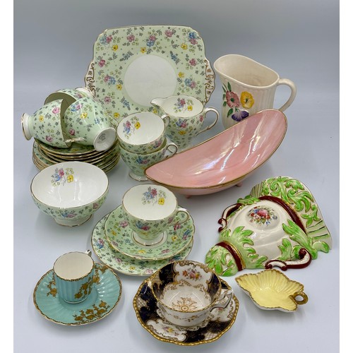 171 - An assortment of ceramics comprising: a Foley chintz part tea service, a 19thC Coalport panel cobalt... 