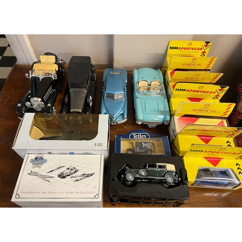 1099 - Model cars to include Franklin Mint precision models 1948 Tucker, Burago Chevrolet corvette 1957, Di... 