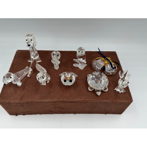 323 - A quantity of Swarovski crystal to include 20 animal figurines , frog, turtle, koala, cats, mouse, s... 