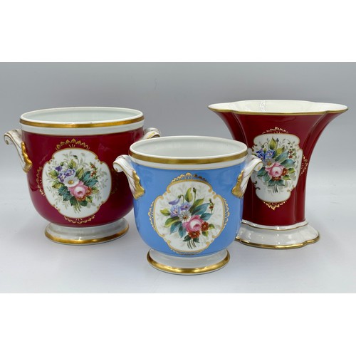 262 - Hand painted and gilded Portuguese Vista Alegre ware to include two planters, largest 18.5cm and 16c... 