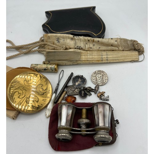 1300 - Miscellany comprising cased ladies sewing/manicure set, bone and sequinned fan in original case, Vog... 