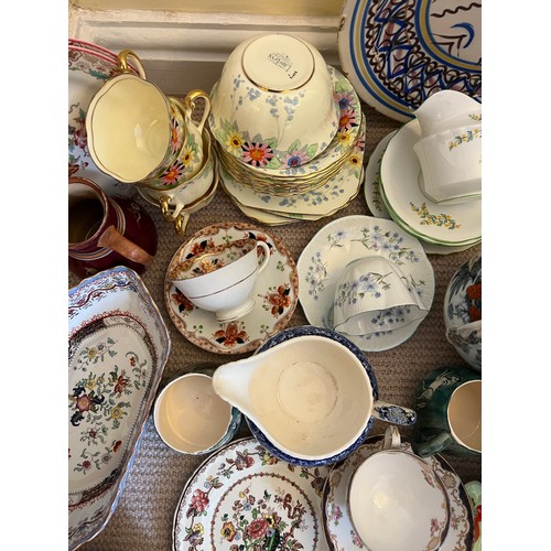 216 - A large quantity of ceramics to include Masons Ironstone, Carlton Ware, Chelsea, Shelley, Aynsley, A... 