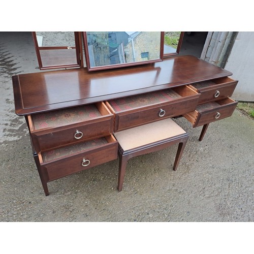28 - Stag bedroom furniture to include double headboard, Dressing table and stool 135 x 127 x 47cm, A 4 o... 