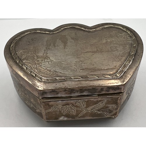 1162 - A Hong Kong silver jewellery box, weight 159gm. Wing Nam Hong Kong circa 1906 with red velvet lining... 