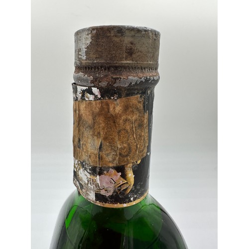 1137 - A bottle of Glenfiddich Pure Malt Scotch Whisky, over 8 years, Contents 26 2/3 Fl. ozs. Pre decimali... 