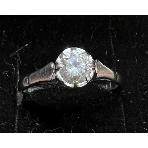 410 - An 18 carat white gold solitaire diamond ring. Size L. Weight 2.6gm.