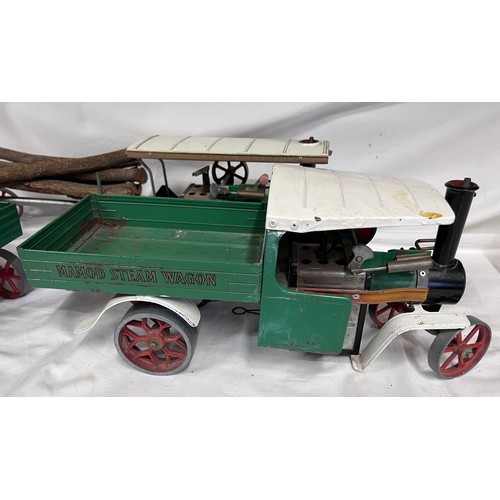 1113 - Mamod models to include a TE1A Traction Engine, a  LW1 lumber wagon, a SW1 Steam Wagon and an open w... 