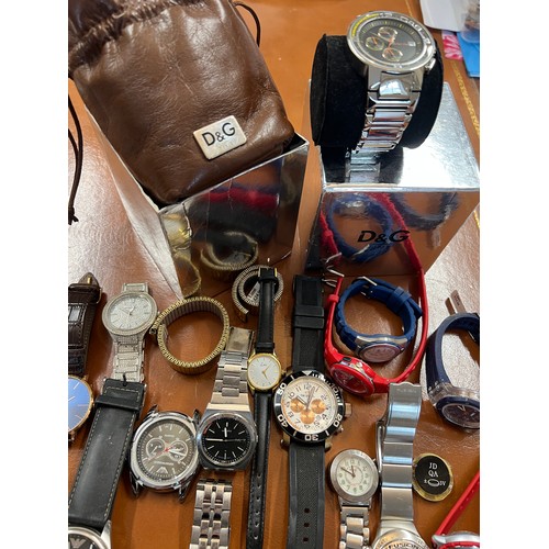 A quantity of wristwatches to include D G Michael Kors TW Steel