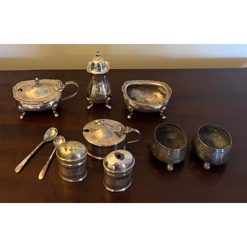 702 - Various silver cruet to include salt, pepper and mustard Birmingham bicentenary 1973, maker Barker E... 