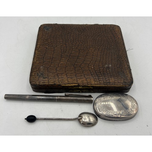 708 - Silver to include six boxed coffee bean teaspoons, Birmingham 1924, maker Hukin & Heath Ltd, a singl... 