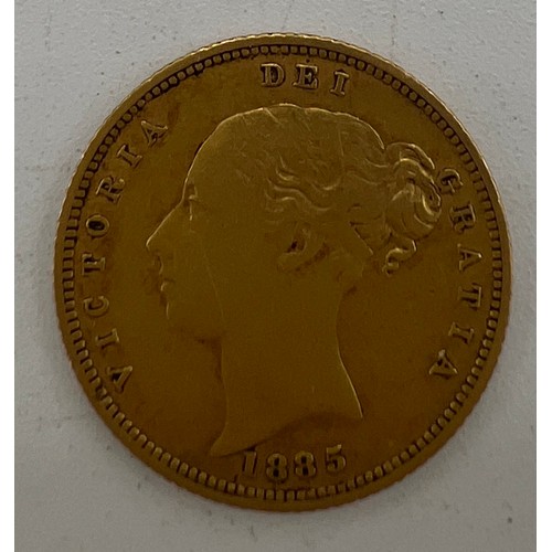 583 - A Victorian 1885 half sovereign.