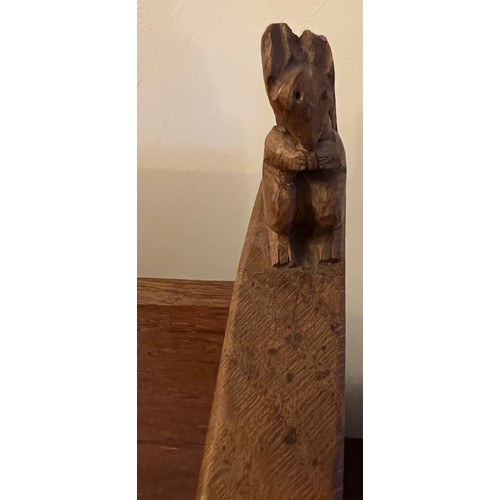 140 - A Wilf Hutchinson Squirrelman adzed oak book trough with signature squirrel to top. 45cm l x 19cm d ... 