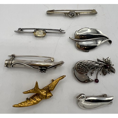 465 - Brooches to include Volmer Bahner Danish silver leaf brooch, hallmarked silver bird brooch London 19... 