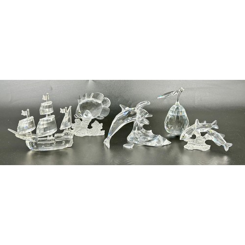 300 - Swarovski crystal to include 7473 Santa Maria ship, 7644 South Sea Dolphin on a Wave (detached piece... 