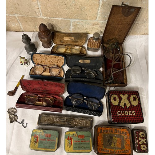 1030 - An interesting miscellany to include pewter pepperette, treen sifter, vintage spectacles, glass and ... 