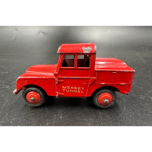 859 - Boxed Dinky Toys to include 255 Mersey Tunnel Police Van, 260 Royal Mail Van, 410 Bedford End Tipper... 