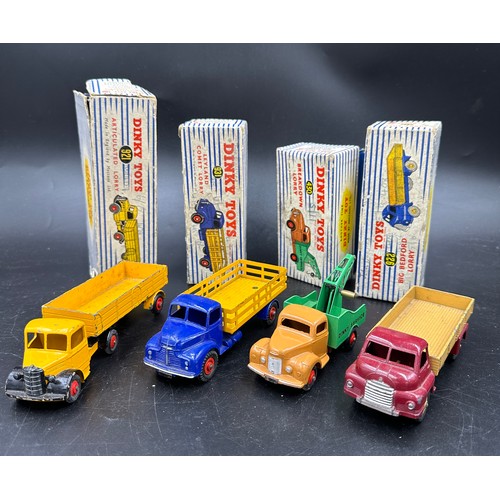 860 - Boxed Dinky toys to include 921 Articulated Lorry, 922 Big Bedford Lorry, 430 Breakdown Lorry and 93... 