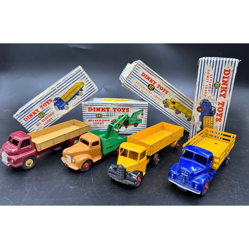 860 - Boxed Dinky toys to include 921 Articulated Lorry, 922 Big Bedford Lorry, 430 Breakdown Lorry and 93... 