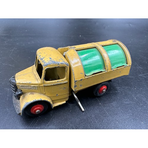 862 - Unboxed Dinky toys to include N.C.B. Electric Van and N.C.B. Electric Van 30V, Petrol Truck x 2, 470... 