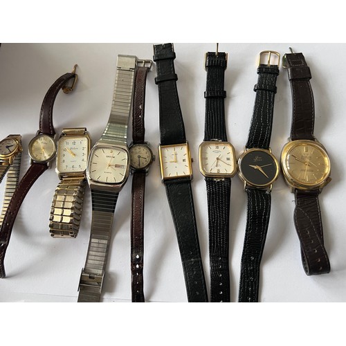 566 - Watches to include Starlon Executive, Accurist, Rotary, Ingersoll, Oris etc. (9)