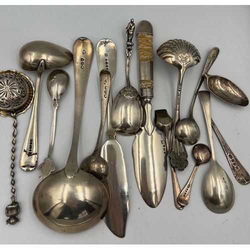 730 - Various items of silver cutlery to include Georgian ladle London 1811, maker George Wintle, spoon Lo... 