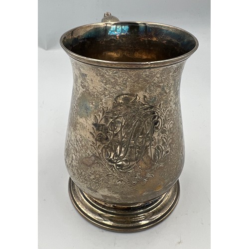 741 - A George II silver tankard, London 1758, maker Samuel Welles. Height 9.5cm. Weight 185gm.