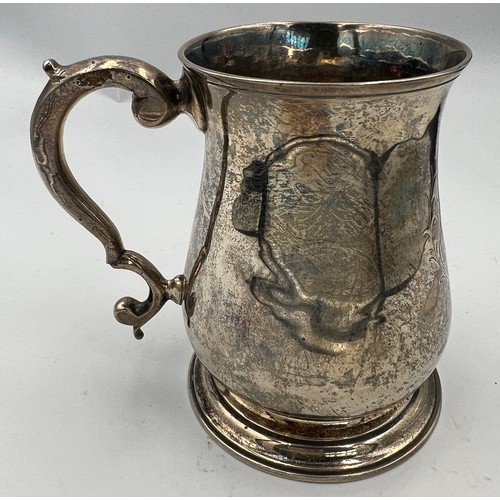 741 - A George II silver tankard, London 1758, maker Samuel Welles. Height 9.5cm. Weight 185gm.