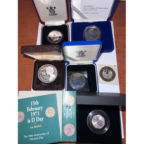 618 - Coins to include a 2021 50th Anniversary of Decimal Day 50p silver proof, 3 x 5 pound coins Silver J... 