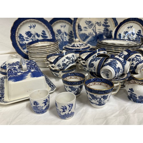 266 - Large quantity of Booths blue and white 