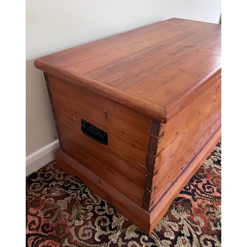 122 - An oak blanket box. 81 w x 48 d x 48cm h.