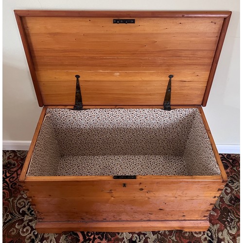 122 - An oak blanket box. 81 w x 48 d x 48cm h.