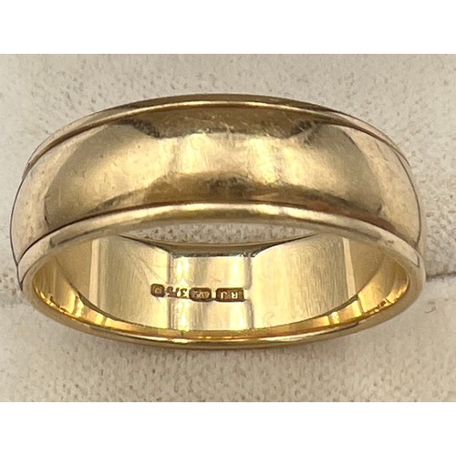 507 - A 9 carat gold wedding band Size X, weight 6.7gm.