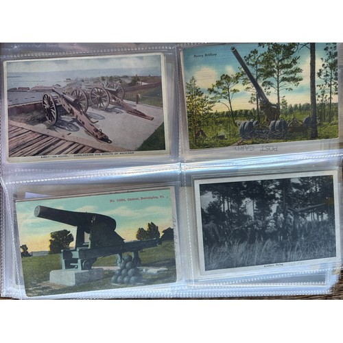 756 - A large collection of World War I & II postcards depicting soldiers, artillery tanks, camps, many bo... 